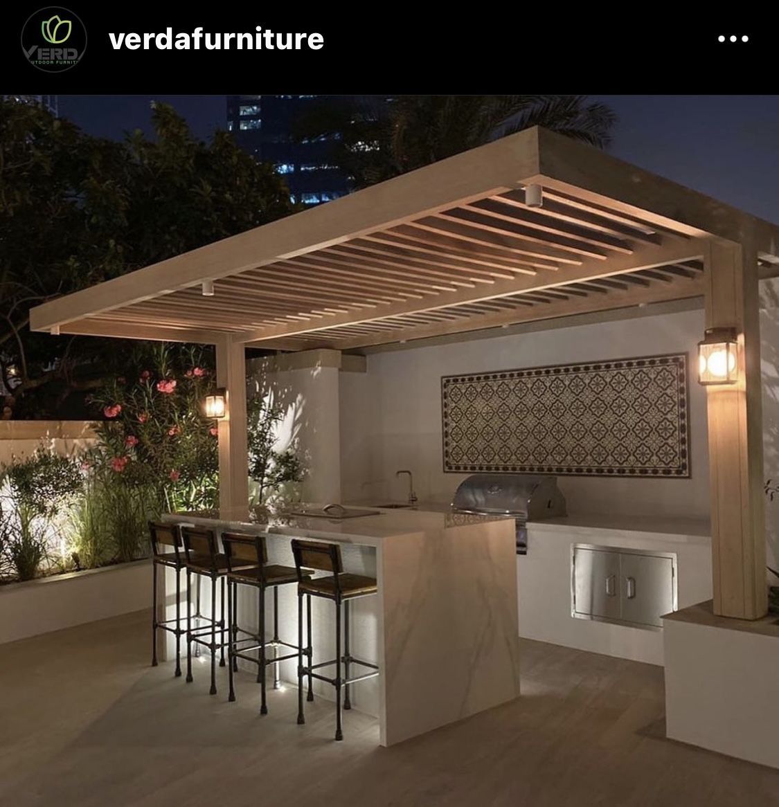 Elegante Casa 2 Plantas